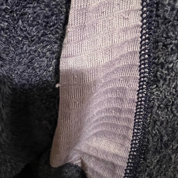 Patagonia zip up fleece - Picture 10 of 10